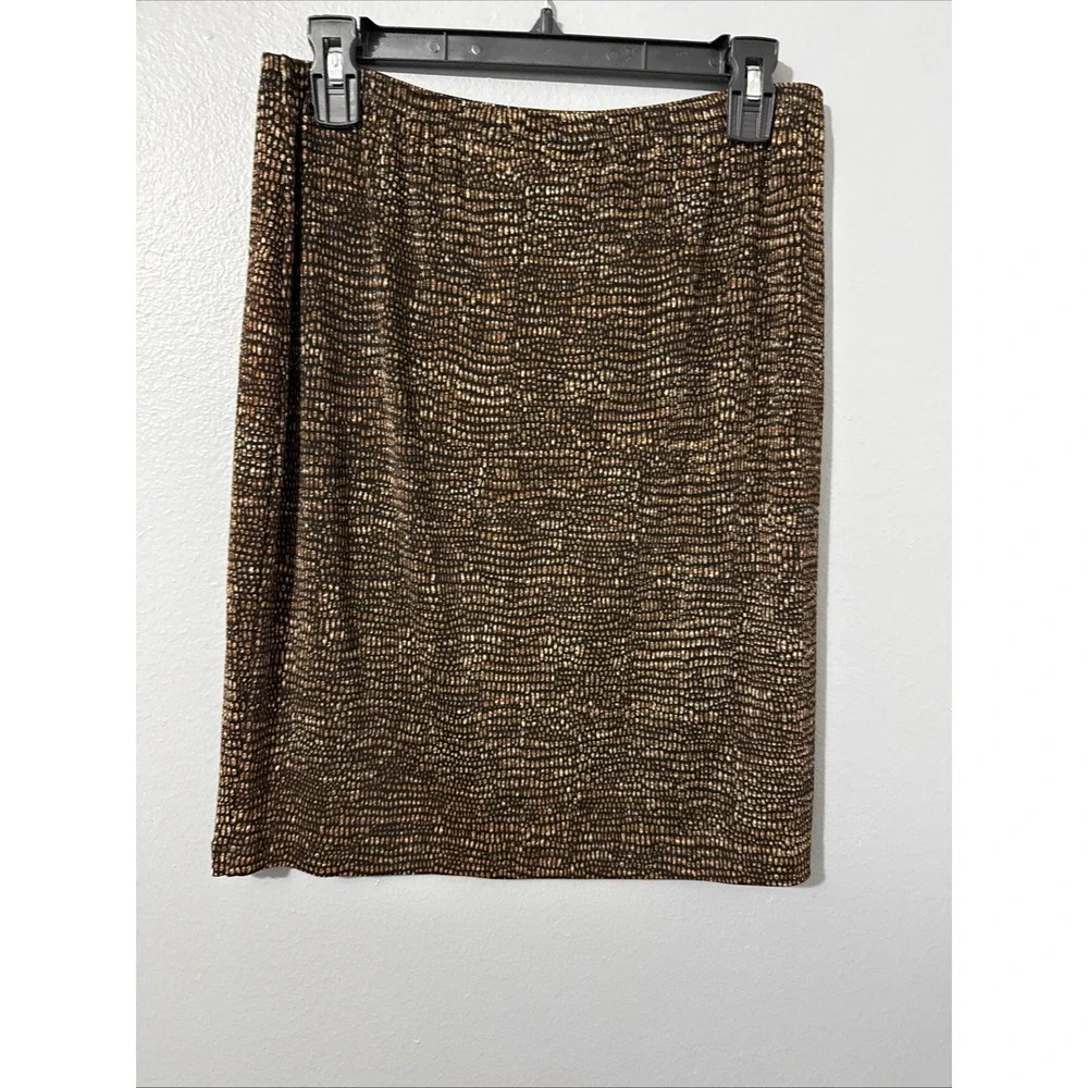 Chicos these skirts
